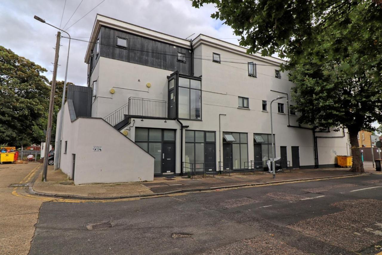 Urban Stylish Apartment - Southend Stays Zewnętrze zdjęcie